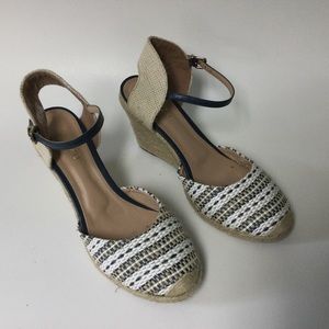 Arezzo Woman’s Brazilian Shoes Size 37 Espadrilles Summer Ankle Tie Wedges